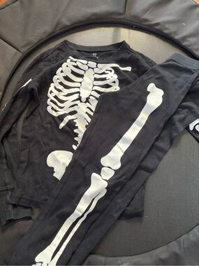 GAP Black and White Skeleton Pajama Costume Set